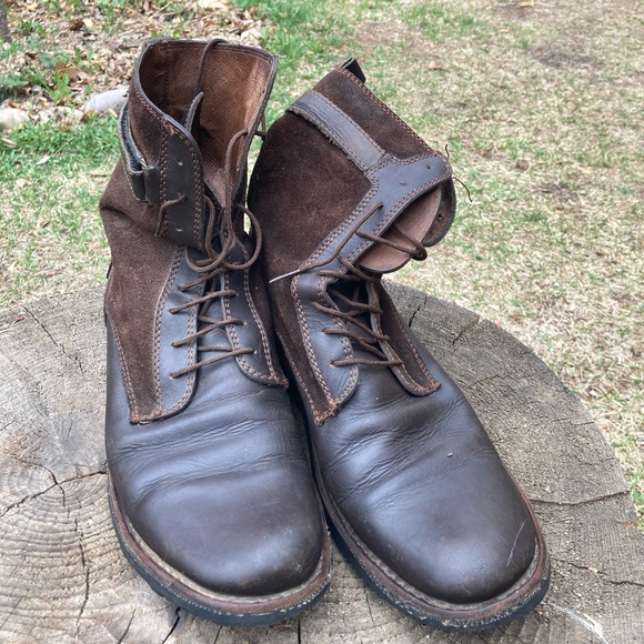 Brown Leather and Suede Boots made in Mexico unknown designer. Timeless style. - Picture 2 of 6